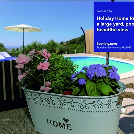 Rupotina With A Large Yard, Pool And A Beautiful View * Solin