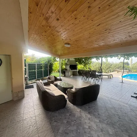 Rupotina With A Large Yard, Pool And A Beautiful View *